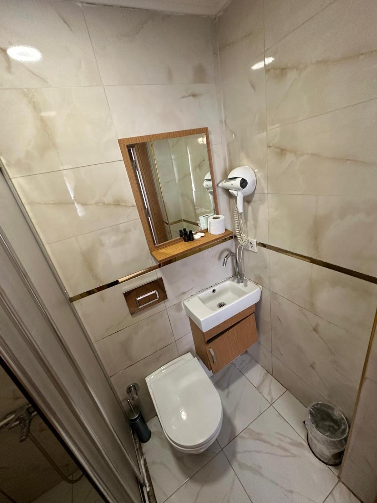 Delbab Hotel Istanbul Bagian luar foto